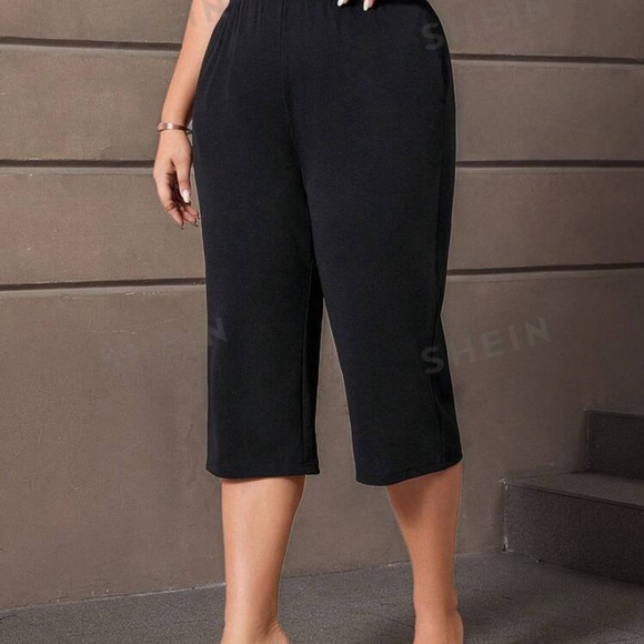 SHEIN EMERY ROSE Plus Solid Capris Pants - Picture 4 of 12